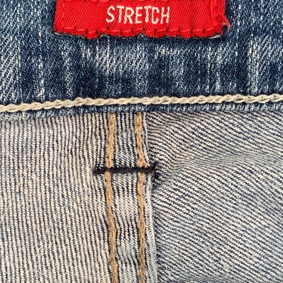 GUESS Jeans - Picture 7 of 7